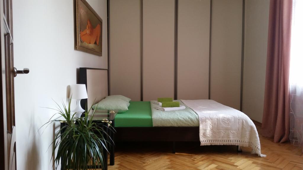 Apartment On Myasnikova 34 Minsk Exterior foto